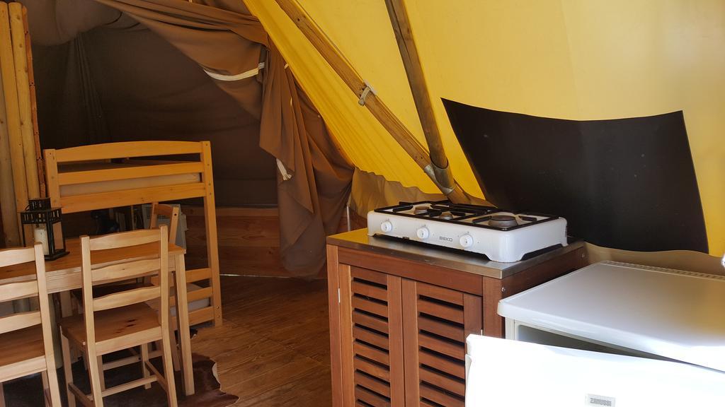 Camping Le Canada-Insolite Chiny Kültér fotó