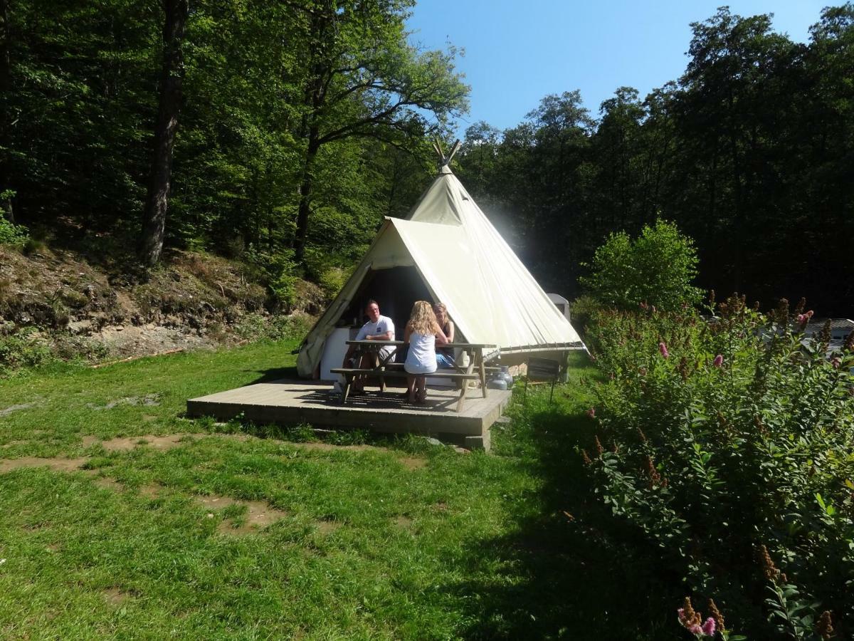 Camping Le Canada-Insolite Chiny Szoba fotó