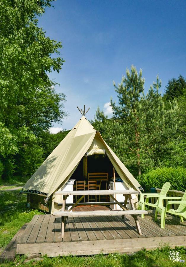 Camping Le Canada-Insolite Chiny Kültér fotó
